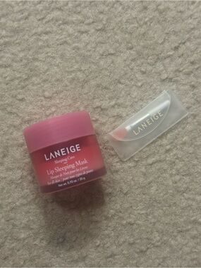 Laneige Lip Sleeping Mask with Applicator